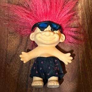 Vintage Troll Russ 5" Red Hair Black Outfit Forest Troll Pink-Haired Kids Troll